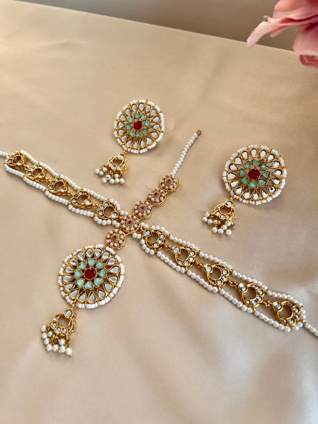 Mehnoor Sheesh Patti & Earrings