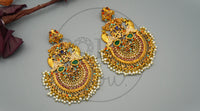 Morpankh Teeka & Earrings